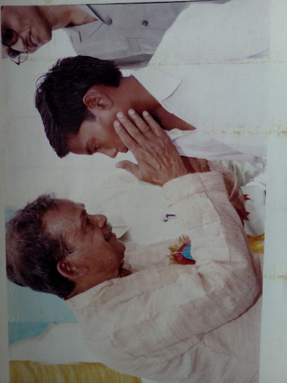 Blessing and congratulation moment after the General Knowledge Competition award